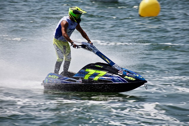 期间一路避 期间一路避